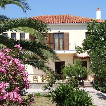 Nadia Apartments Molyvos 외부 사진
